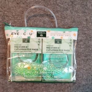 NWOT Eye care kit
